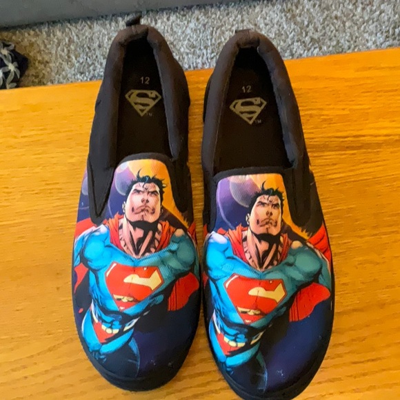 DC Comics Superman Men’s Size 12 Slip On House Shoes - Picture 1 of 5